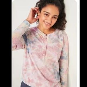 Old Navy tie dye henley